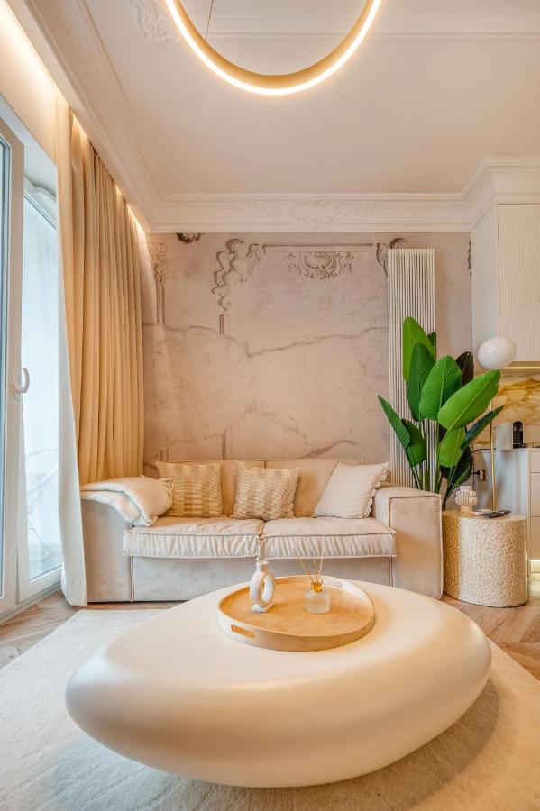 Apartment Golden Manufaktura Lodz By Rentujemy Εξωτερικό φωτογραφία